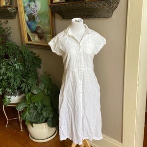 White eyelet dress, size small 4-6